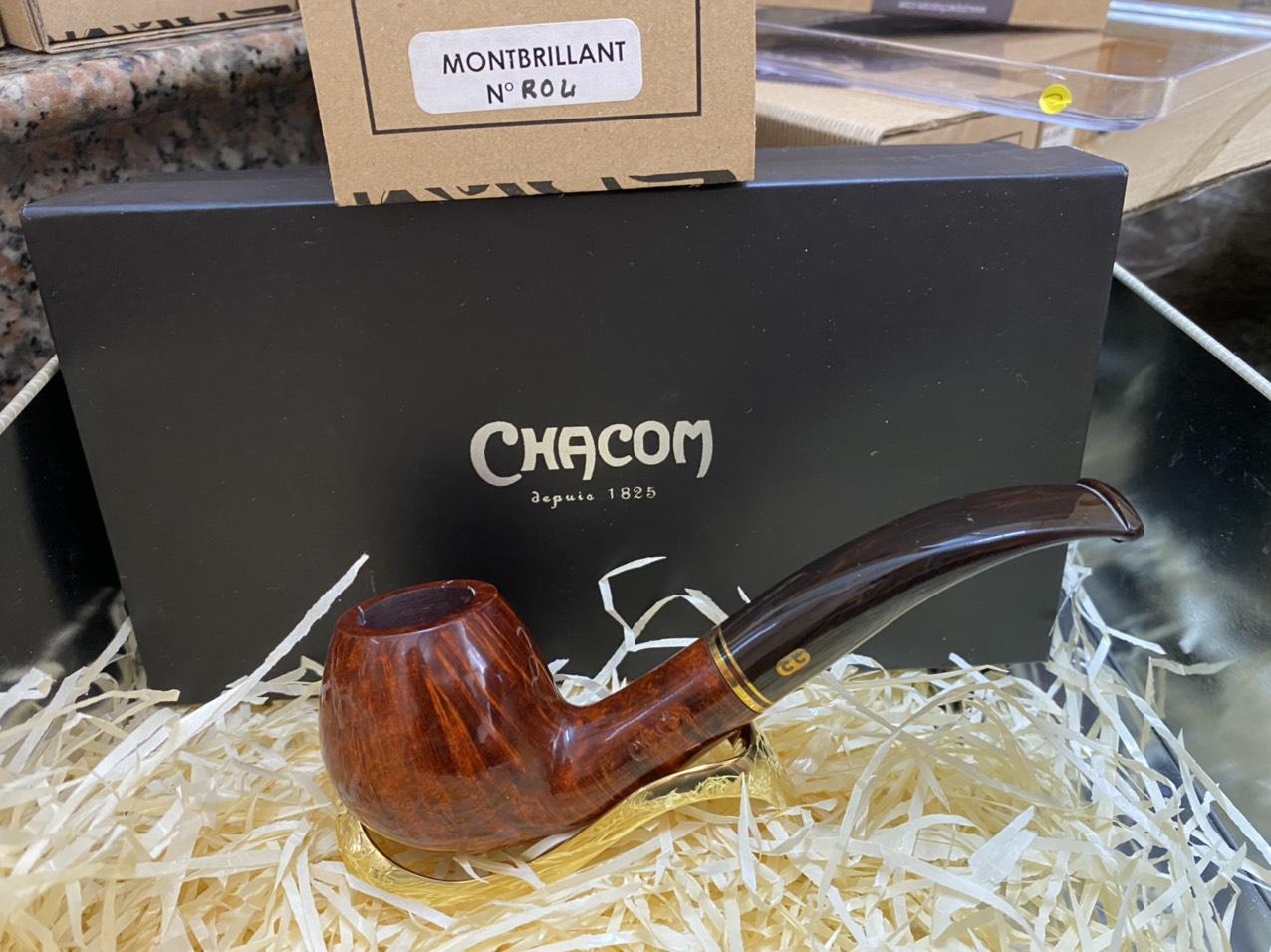 Tẩu gỗ cigar Montbrillant Chacom R04