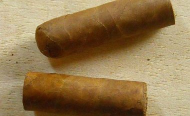 Có nên cắt điếu xì gà ra để hút?