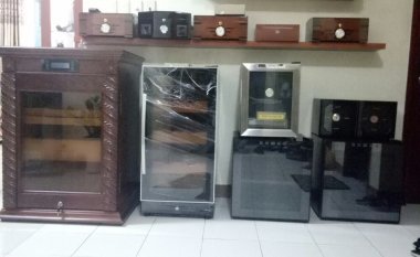 Tủ điện Xì gà khác hộp bảo quản Xì gà ở chỗ nào?