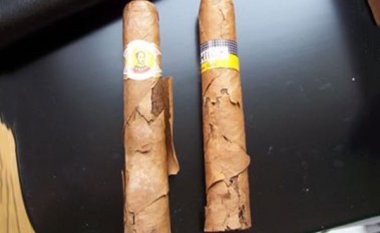 Điiếu xì gà bị nứt, rách lá ngoài,Nguyên nhân và cách khắc phục?