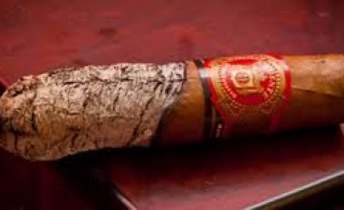 Xì gà cháy không đều, nguyên nhân và cách khắc phục?