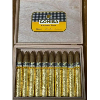 Xì gà Cohiba Piramides mạ vàng 24k