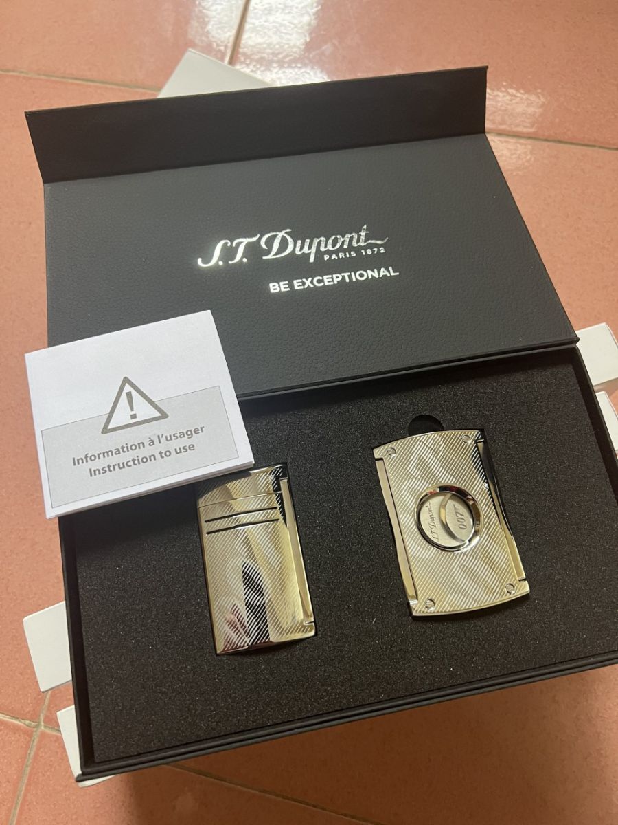 Bộ quà tặng Bật lửa & Dao cắt xì gà phiên bản giới hạn ST Dupont James Bond - Chrome