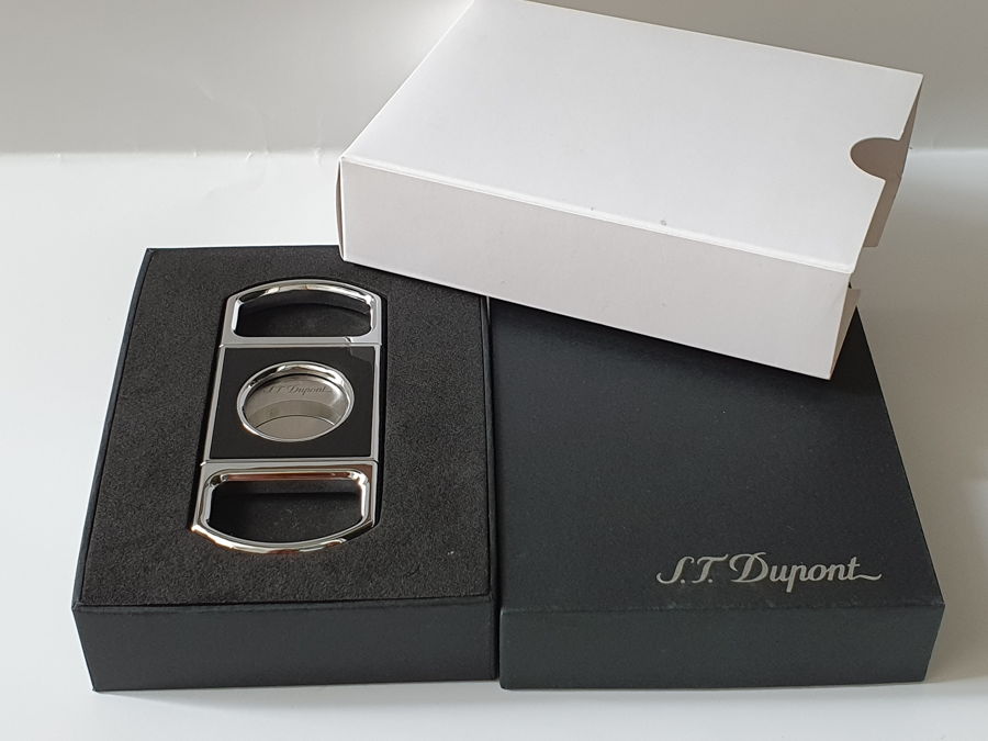 Cắt xì gà S.T. Dupont Traditional Black Lacquer 003411 chính hãng tại Hà Nội