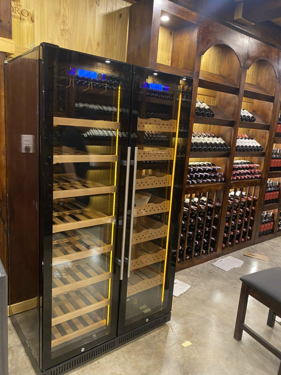 Tủ bảo quản rượu vang và cigar Vinocave sài gòn